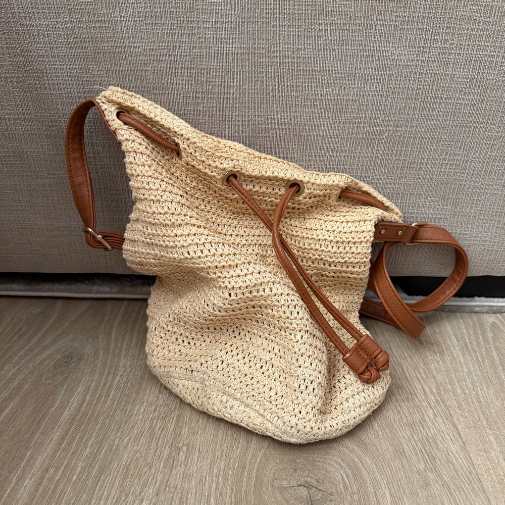 Montce Bucket Bag Beige Woven Tote Bag with Brown Vegan Leather Straps